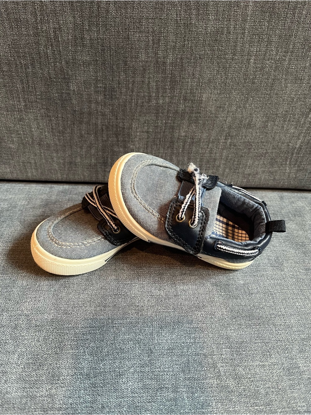 Carter’s Toddler Boy’s 6C Shoes